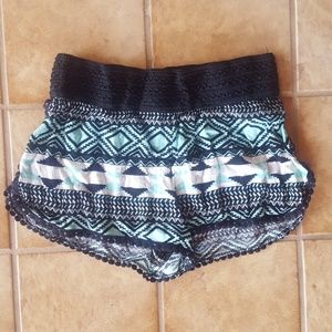 No Boundaries beach shorts